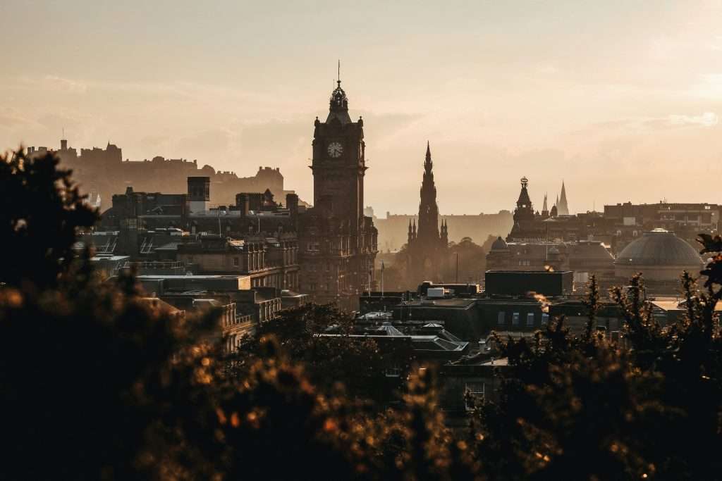 Show casing beautiful city of edinburgh for City Transfer Edinburgh